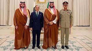 Speculation Grows Over Saudi Arabia’s Potential Nuclear Link Through Pakistan