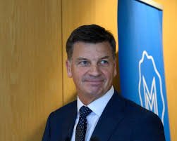 Debate Intensifies Within Liberal Party Over Proposed Hardline Immigration Strategy