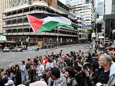 Queensland Authorities Charge Multiple Protesters Under New ‘From the River to the Sea’ Law