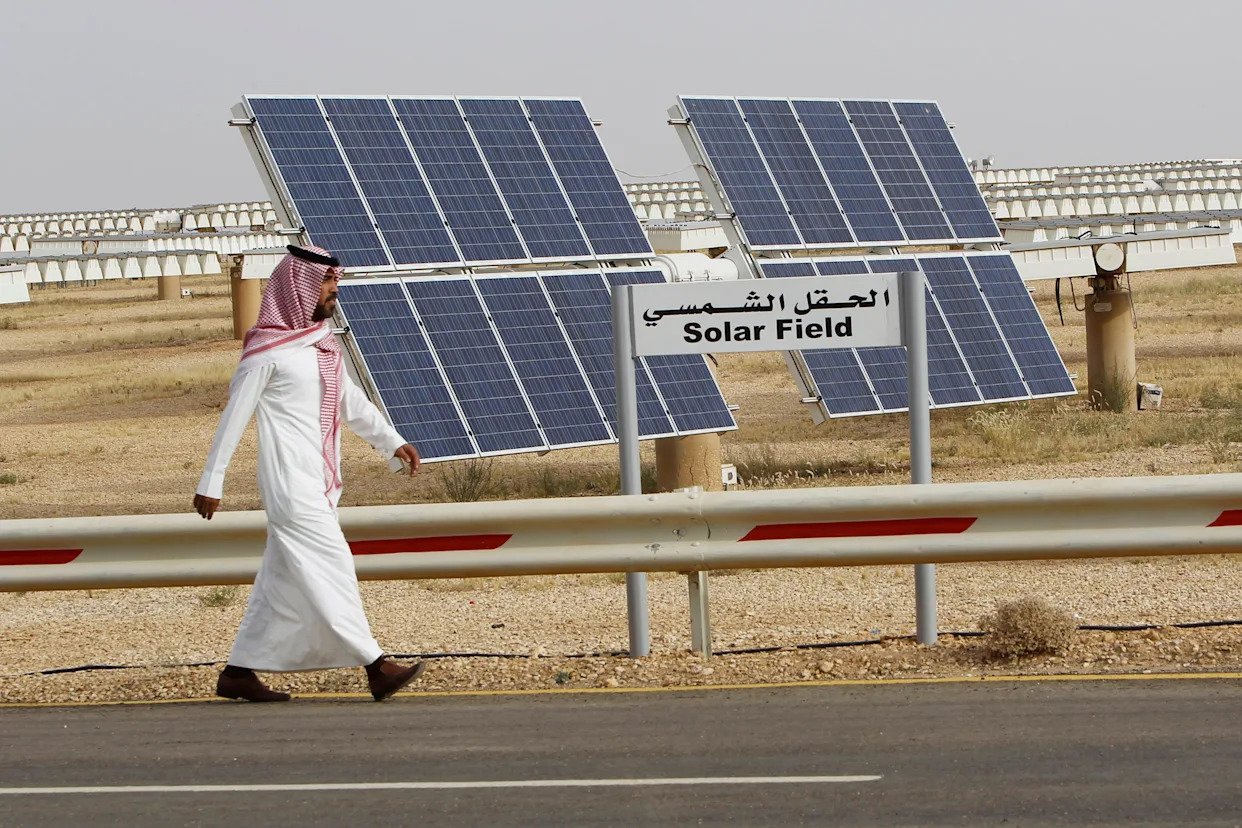 Saudi Arabia rapidly expands renewable energy capacity as 2025 rollout accelerates