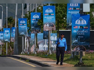 Trump extends Iran ceasefire indefinitely as Tehran signals refusal to rejoin immediate talks