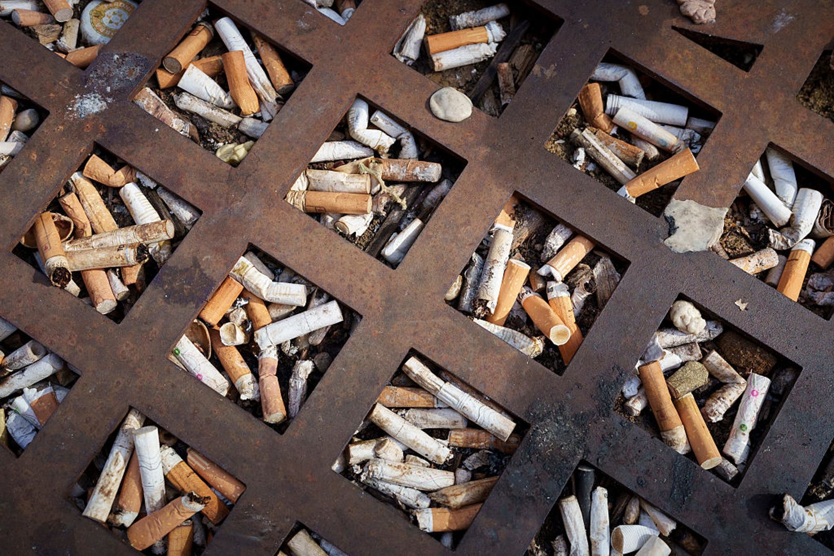 UK Introduces Lifetime Smoking Ban for Future Generations Under Landmark Public Health Law
