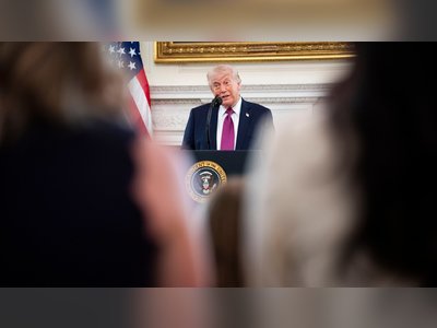 White House Downplays Iranian Actions in Strait of Hormuz, Calling Situation ‘Not a Deal-Breaker’