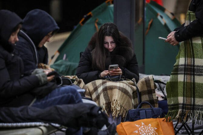 Russian Strikes Kill Three, Wound Four in Ukraine