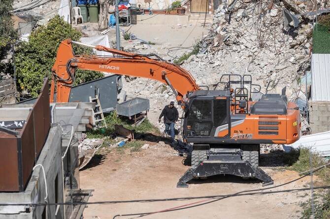 East Jerusalem residents face home demolitions for biblical park expansion