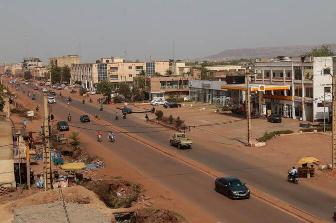 Gunfire Persists in Mali Town as UN Urges International Response After Attacks