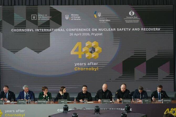 Strikes in Ukraine and Russia Kill At Least 16 on Chernobyl Anniversary