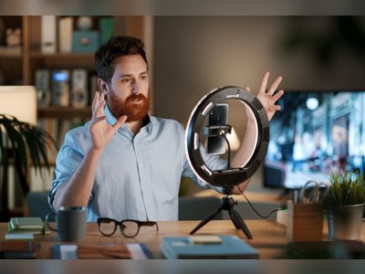 UK Urges Social Platforms to Tighten Controls on ‘Finfluencers’ as Crackdown Escalates