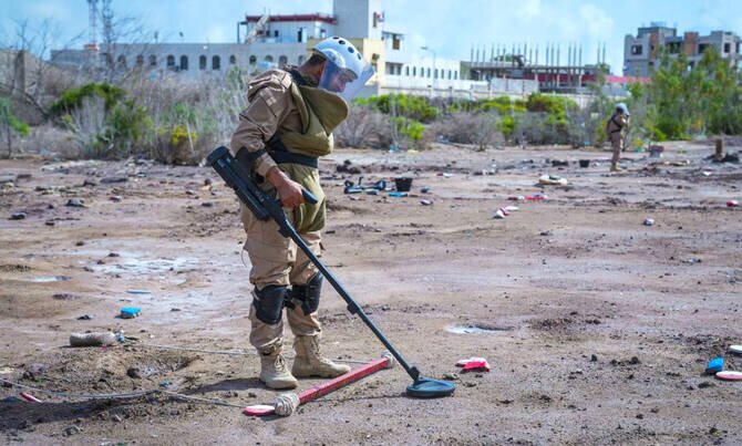 Saudi Masam Project Clears Over 1,273 Explosive Devices in Yemen