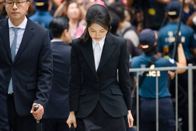 South Korean Court Increases Ex-First Lady's Graft Sentence