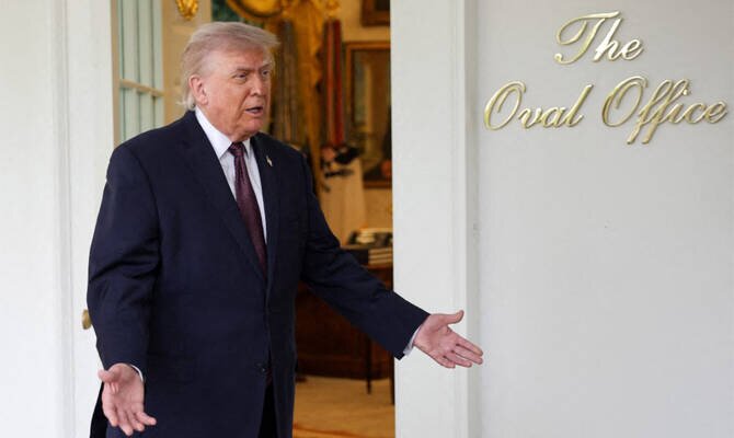 US Spy Agencies Examine Iran's Potential Response to Trump Declaring Victory in Conflict