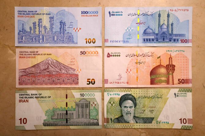 Iran's Currency Plunges to Record Low Amid Ongoing War