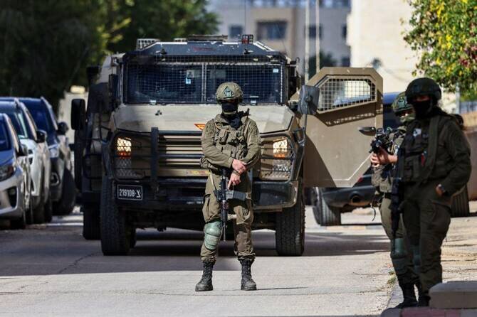 Israeli Forces Kill Palestinian Teenager and Man in West Bank Raids