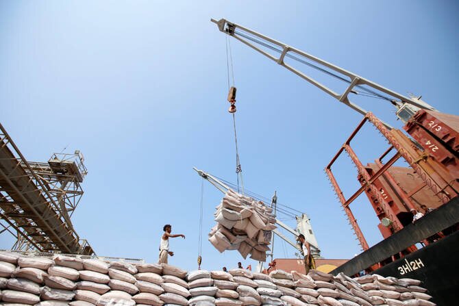 How Strait of Hormuz Crisis Disrupts Global Sugar Supplies