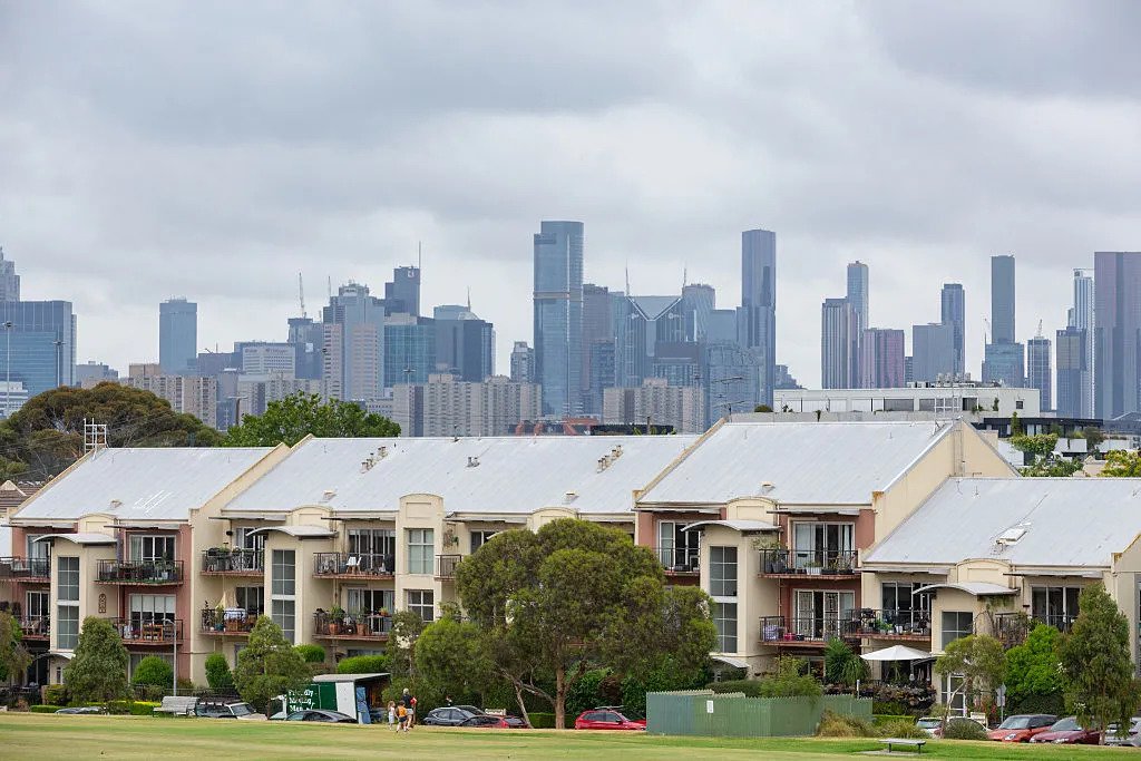 Australia’s Housing Market Loses Momentum as Price Growth Slows Sharply