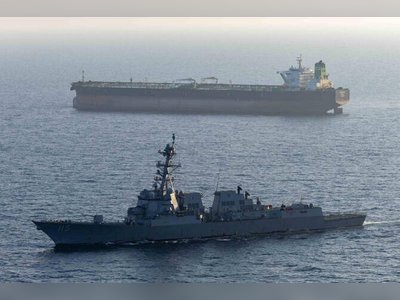 Iran Threatens Painful Response if US Renews Attacks and Restates Claim to Strait of Hormuz