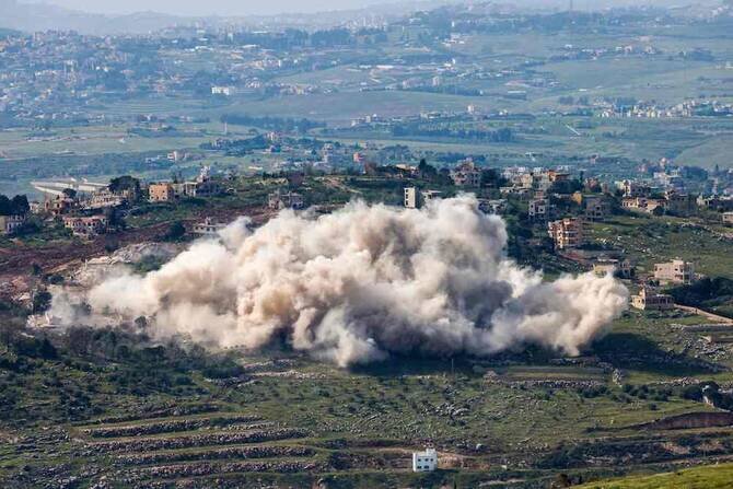 Hezbollah Reinforces Fighters in South Lebanon Despite Disarmament