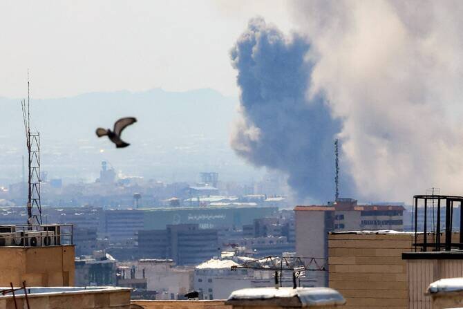 Explosion of Leftover Bombs Kills 14 Iranian Revolutionary Guard Members, Reports Say
