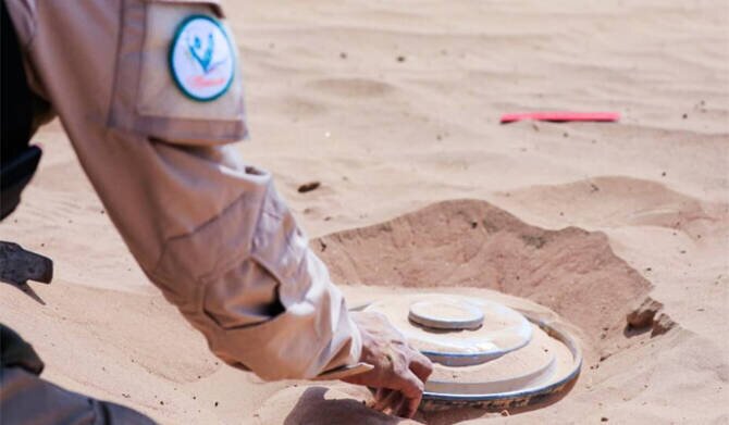 Saudi Project Clears Over 1,000 Explosive Devices in Yemen