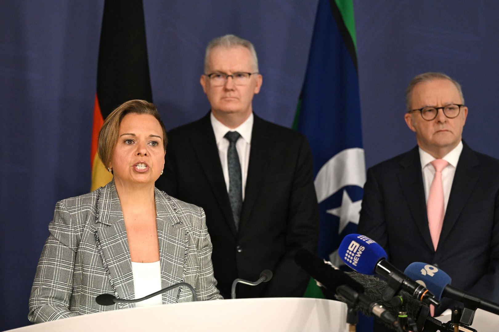 Australian Inquiry Opens Hearings Into Bondi Attack Framed as Antisemitic Terror