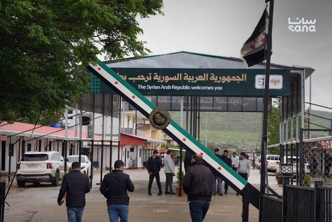 Syria, Lebanon Reopen Israeli-Bombed Border Crossing