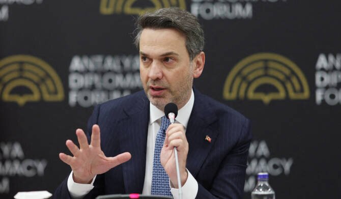 Turkiye Warns World of Potential Energy Crisis Due to Prolonged Iran War