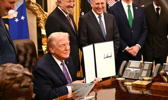 US President Considers Government Oversight Over New AI Models