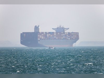 Strait of Hormuz Attacks Strain Fragile U.S.–Iran Ceasefire and Threaten Global Oil Flow