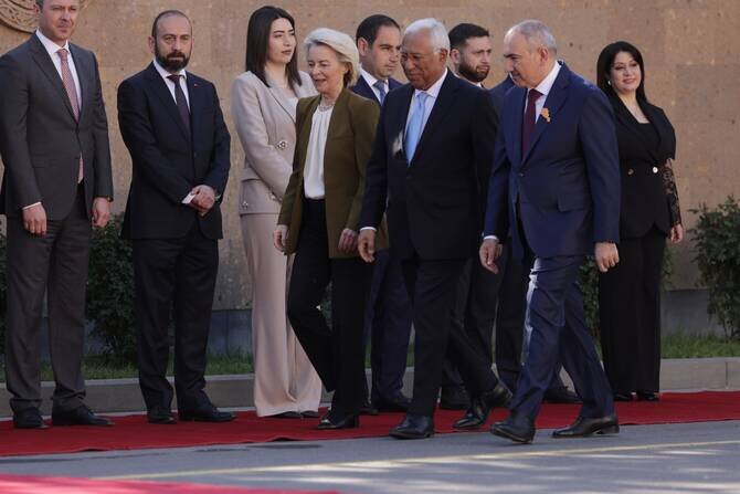 Armenia Hosts First EU Summit as It Charts New Course Away from Russia