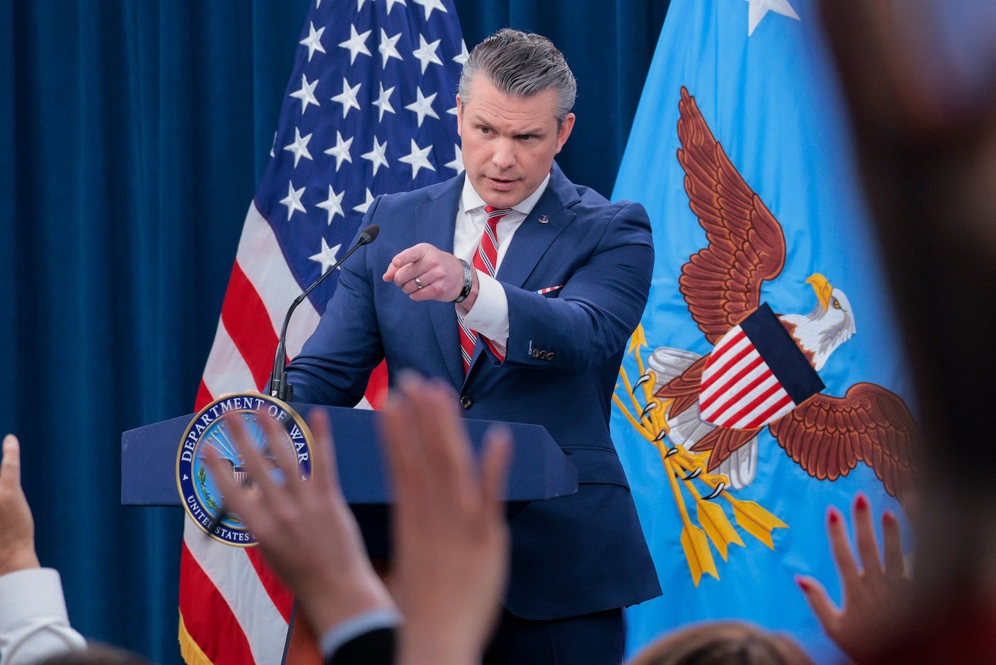 U.S. Signals Limited Military Mission to Secure Strait of Hormuz as Tensions Rise