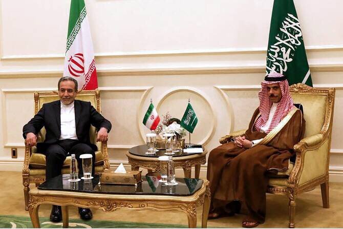 Saudi FM, Iranian FM Discuss Regional Developments in Phone Call