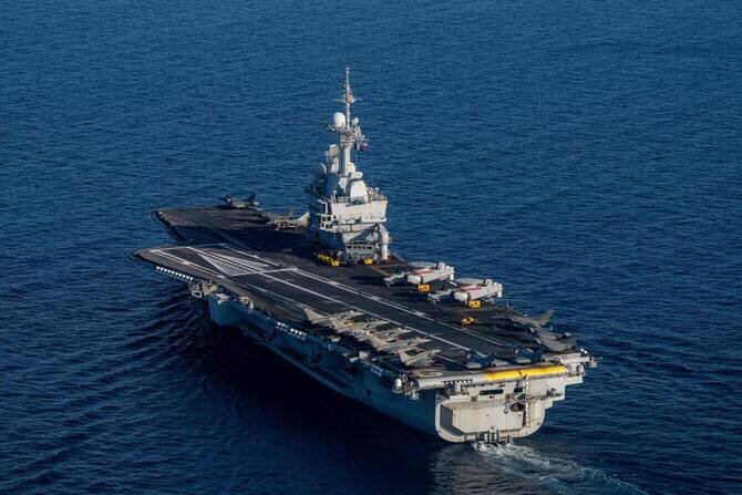 French Aircraft Carrier Positions for Possible Mission to Strait of Hormuz