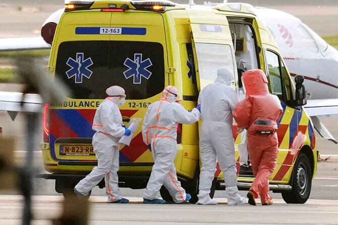 Evacuees from Hantavirus Cruise Ship Land in Europe
