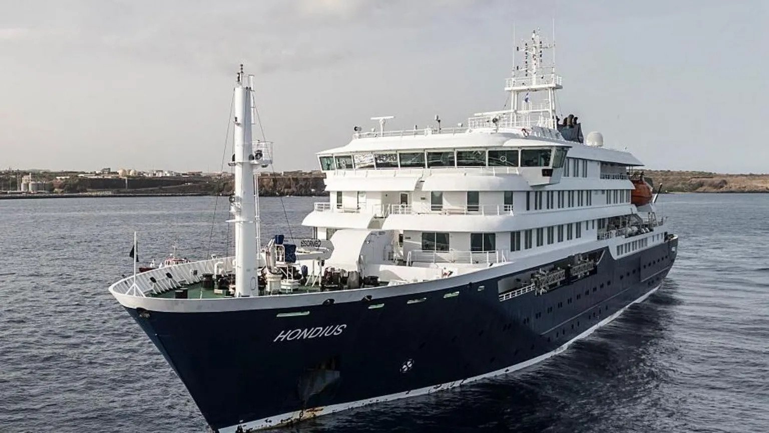 Hantavirus Concerns Emerge After Cruise Passengers Return to UK for Isolation