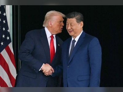 Trump’s China Policy Split Exposed as “Dove” Faction Pushes Deal-Making Ahead of Beijing Summit