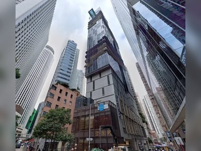 American Tourist Dies After 29th-Floor Fall at Hong Kong Hotel, Injuring Seven Below
