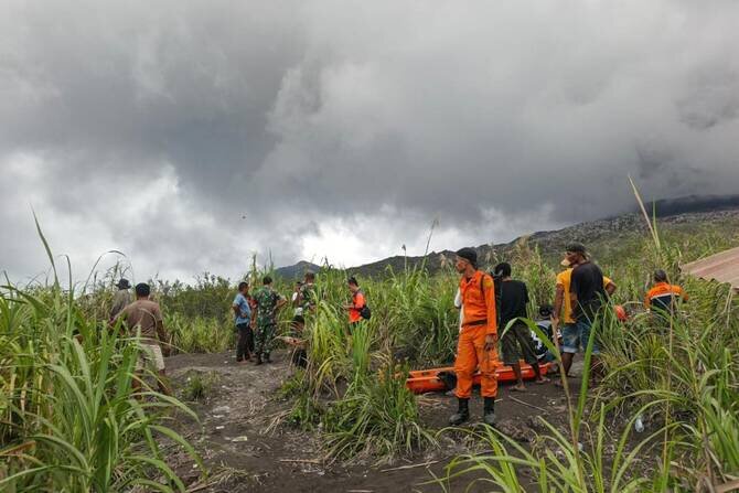 Volcanic Eruption on Indonesian Island Halmahera Results in Fatalities and Injuries