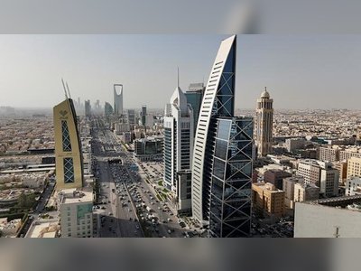 Saudi Arabia Faces $33.5 Billion Budget Deficit as Oil Revenues Decline