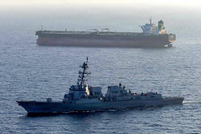 US Fire on Iranian Tankers Sparks Reprisals as Deal Hangs in Balance