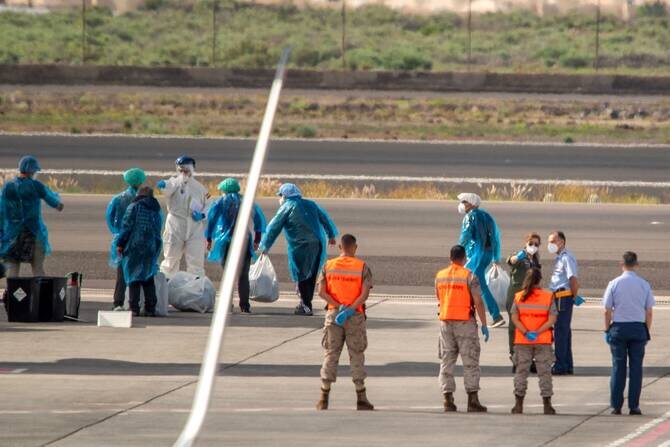 Evacuation of Hantavirus-Hit Ship Begins in Canary Islands
