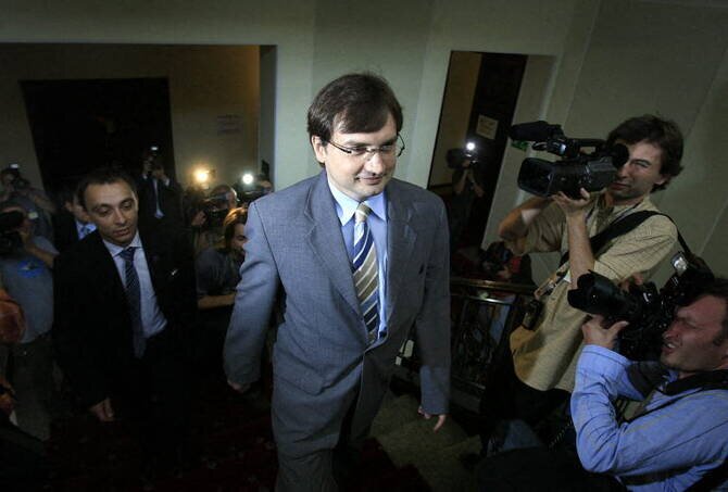 Poland's Wanted Ex-Minister Ziobro Confirms US Asylum After Fleeing Hungary