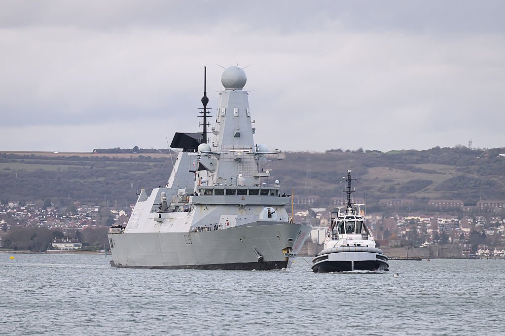 Iran Warns UK and France Over Possible Strait of Hormuz Deployment, Raising Maritime Security Tensions