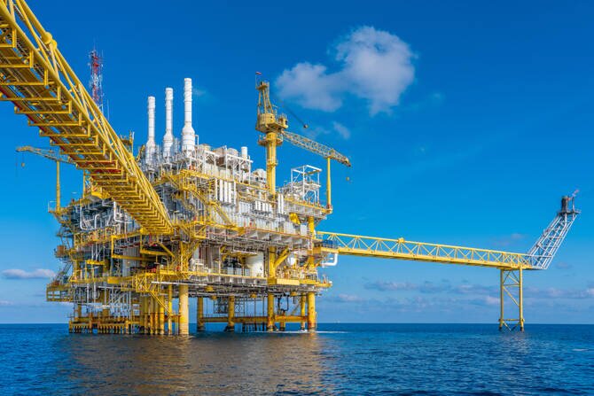 Oil Prices Surge on Trump's Rejection of Iran's Response