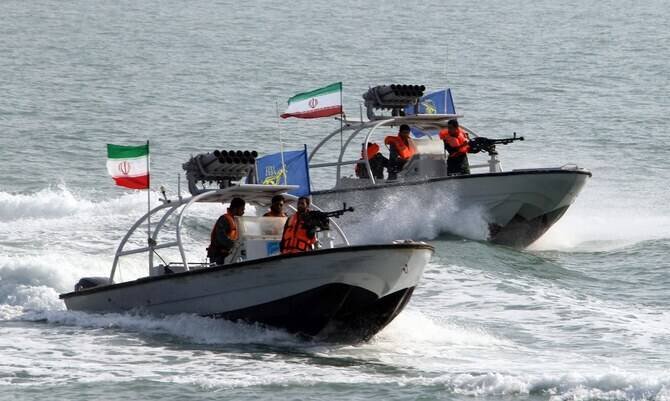 Iran's Revolutionary Guards Conduct Military Drills in Capital Amid Ceasefire Uncertainty