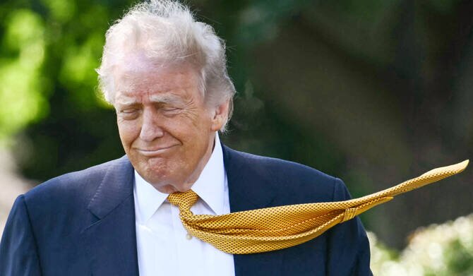 Trump Downplays Differences with China's Xi Over Iran Conflict as He Heads to Beijing for High-Stakes Summit