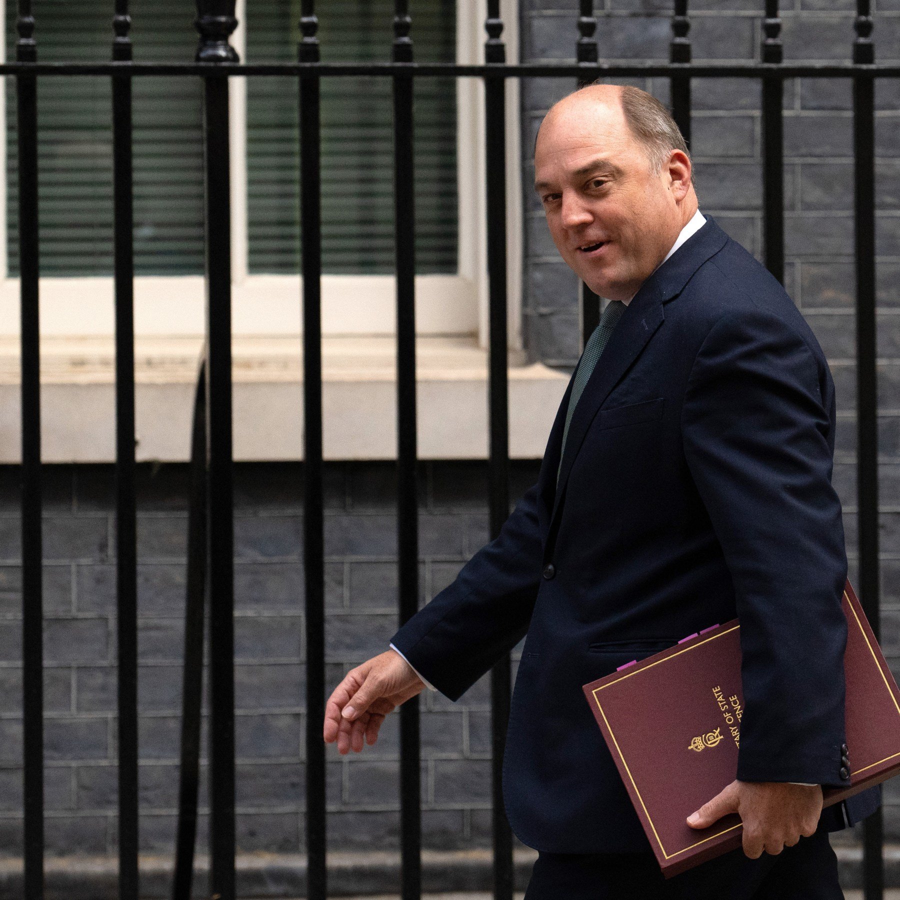 Russia Puts Former UK Defence Secretary Ben Wallace on Wanted List Amid Escalating Diplomatic Tensions