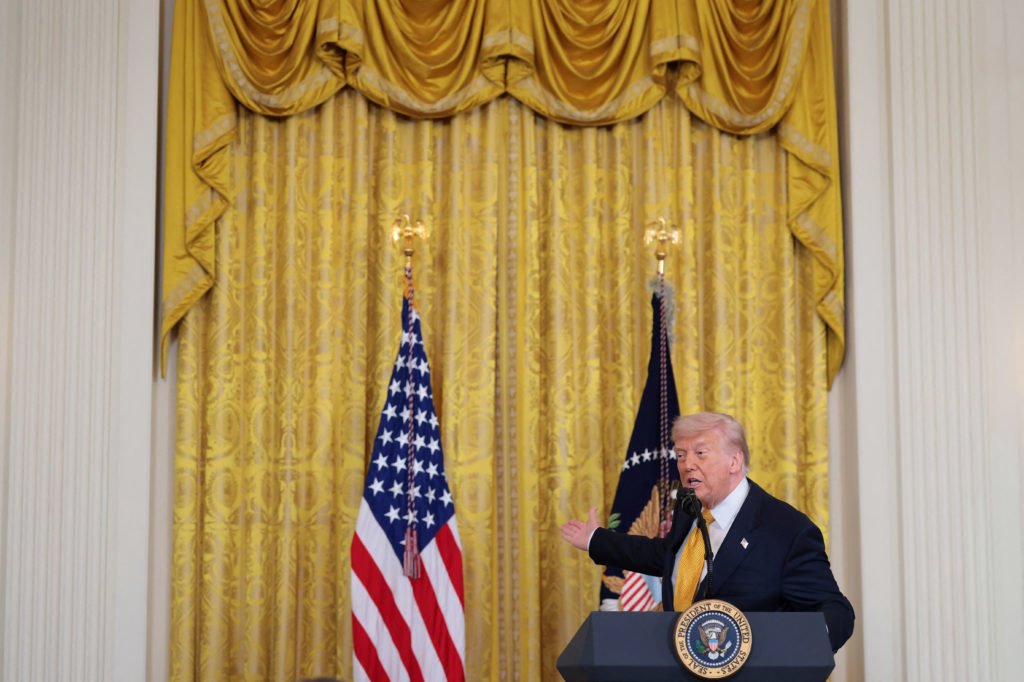 Inside the Billion-Dollar Debate Over a Proposed White House Ballroom Expansion