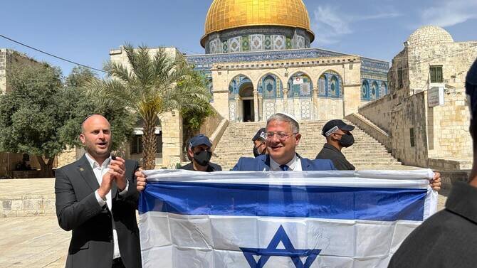 Israeli Far-Right Minister Storms Al-Aqsa Compound on Jerusalem Day
