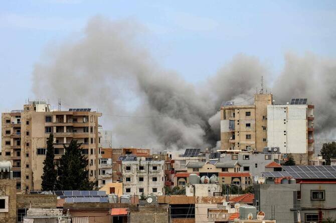 Israel Strikes Lebanon as Peace Talks Enter Second Day in the US