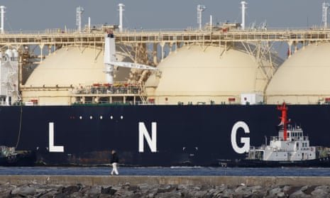 Australia Pulls Back From LNG Export Curbs After Gas Suppliers Guarantee Winter Supply